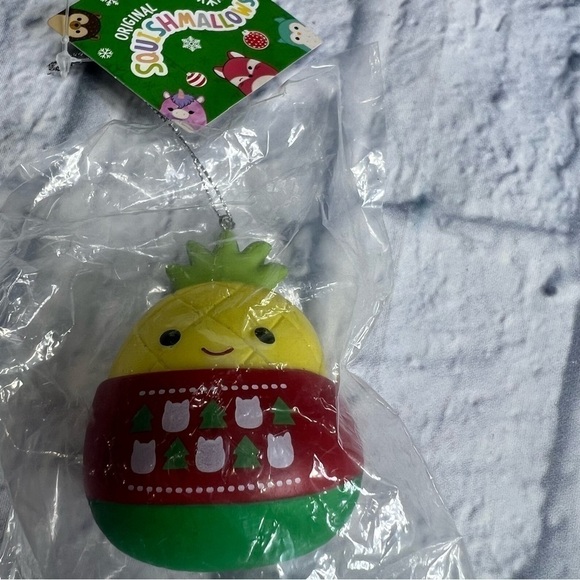 Limited edition squishmallow Christmas ornament. 2022 ornament pineapple - Picture 4 of 5
